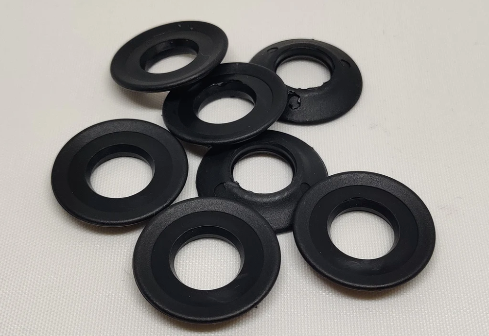 Replacement plastic grommet X4